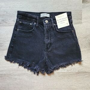 NWT Abercrombie & Fitch Women's 90's Relaxed Cut Off Short Black Denim Size 2